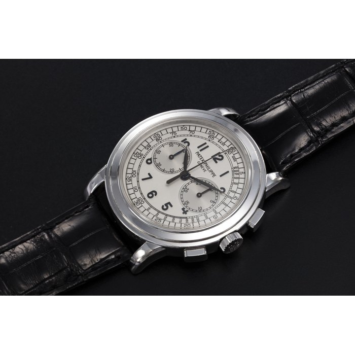 PATEK PHILIPPE, REF. 5070G, A WHITE GOLD CHRONOGRAPH WRISTWATCH CASE NO. 4'358'897, MOVEMENT NO. 3'362'965