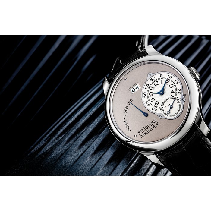 F.P. JOURNE. A PLATINUM AUTOMATIC WRISTWATCH WITH DATE AND POWER RESERVE OCTA RESERVE DE MARCHE MODEL, CIRCA 2007