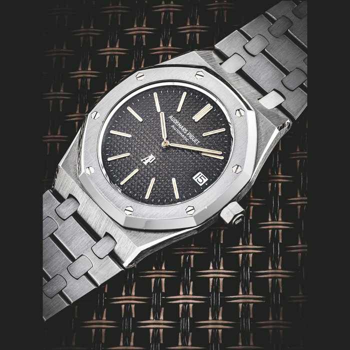 AUDEMARS PIGUET. A STAINLESS STEEL AUTOMATIC WRISTWATCH WITH DATE AND BRACELET REF. 5402, ROYAL OAK MODEL, “A SERIES”, CIRCA 1975