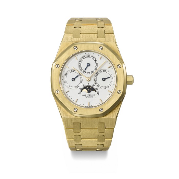 AUDEMARS PIGUET. AN EXTREMELY RARE 18K GOLD AUTOMATIC WRISTWATCH WITH PERPETUAL CALENDAR, MOON PHASES AND BRACELET SIGNED AUDEMARS PIGUET, ROYAL OAK QUANTIEME PERPETUEL MODEL, REF. 25654BA, NO. 323, CASE NO. C-19606, CIRCA 1988