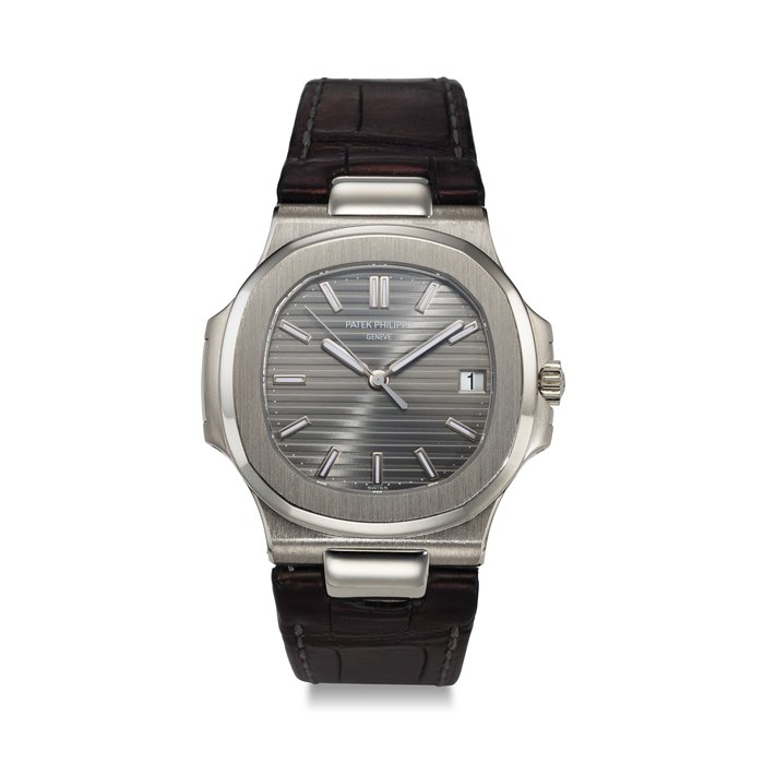 PATEK PHILIPPE, REF. 5711G-001, NAUTILUS, A FINE 18K WHITE GOLD WRISTWATCH WITH DATE