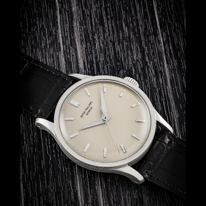 PATEK PHILIPPE. AN 18K WHITE GOLD WRISTWATCH WITH SWEEP CENTRE SECONDS REF. 570, MANUFACTURED IN 1962