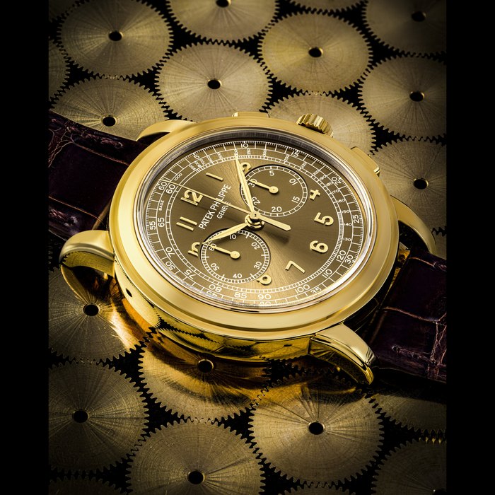 PATEK PHILIPPE. AN EXCEEDINGLY RARE AND HIGHLY ATTRACTIVE 18K GOLD CHRONOGRAPH WRISTWATCH WITH BROWN DIAL REF. 5070J-012, MADE FOR THE PATEK PHILIPPE WATCH ART GRAND EXHIBITION LONDON, CIRCA 2018
