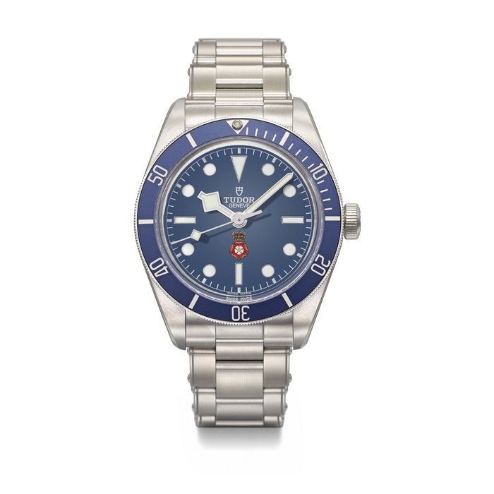 TUDOR. A DESIRABLE STAINLESS STEEL LIMITED EDITION AUTOMATIC WRISTWATCH WITH SWEEP CENTRE SECONDS AND BRACELET, MADE FOR THE PLATINUM JUBILEE ROYALTY AND SPECIALIST PROTECTION SIGNED TUDOR, BLACK BAY 'PLATINUM JUBILEE RaSP' MODEL, CIRCA 2022