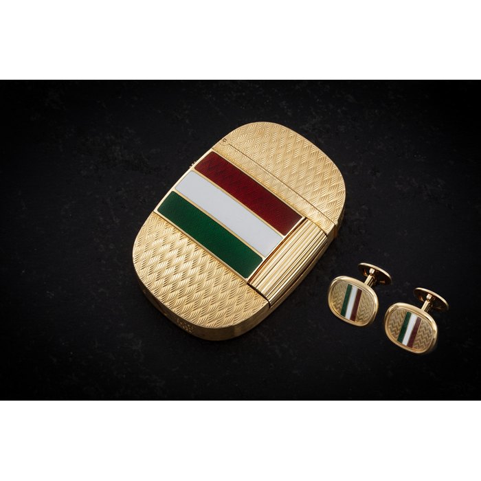 PATEK PHILIPPE, GOLDEN ELLIPSE REF. 9512-1, A GOLD LIGHTER WITH ‘KHANJAR’ AND ENAMEL MADE FOR THE SULTANATE OF OMAN WITH MATCHING CUFFLINKS REF. 9002 CASE NUMBER: A 394, CUFFLINKS: 7666