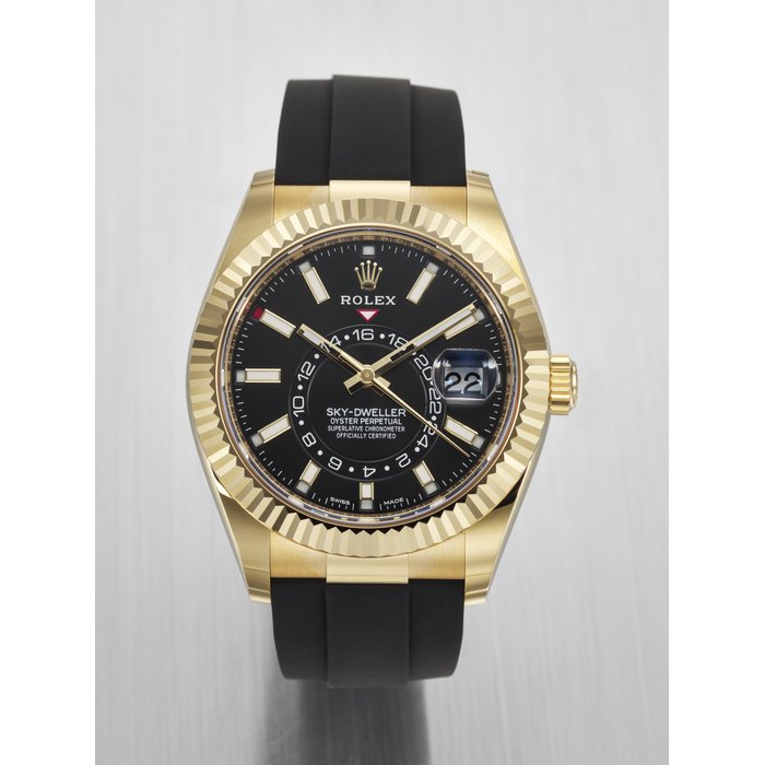 ROLEX. AN ATTRACTIVE 18K GOLD AUTOMATIC ANNUAL CALENDAR WRISTWATCH WITH DUAL TIME, SWEEP CENTRE SECONDS AND DATE SIGNED ROLEX, SKY-DWELLER MODEL, REF. 326238, CASE NO. Y890P267, CIRCA 2021
