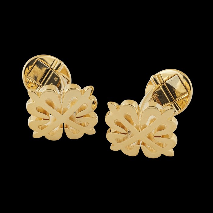 PATEK PHILIPPE, GOLD CALATRAVA CUFFLINKS