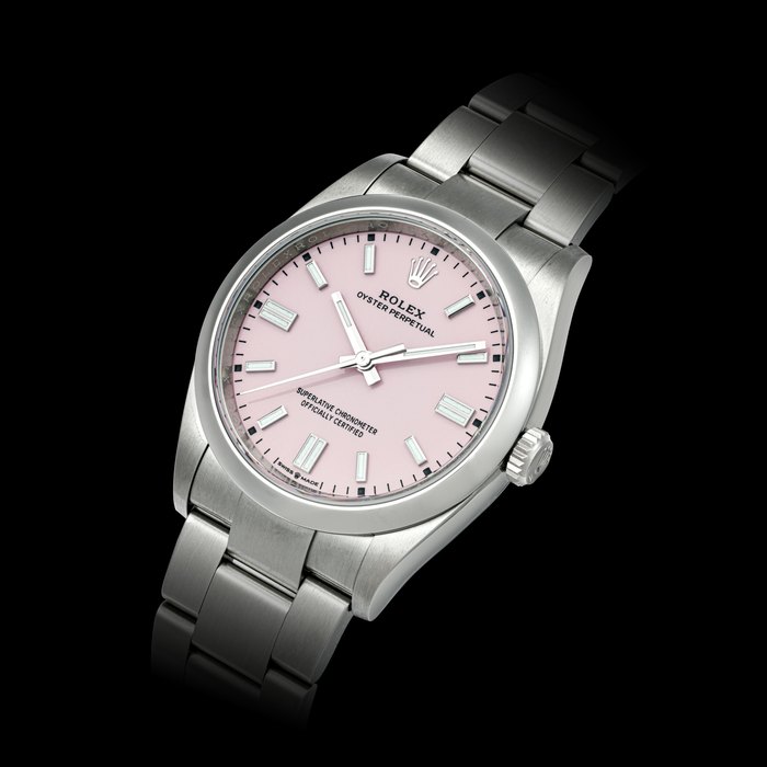 ROLEX. A STAINLESS STEEL AUTOMATIC WRISTWATCH WITH SWEEP CENTRE SECONDS AND BRACELET OYSTER PERPETUAL MODEL, REF. 126000, CIRCA 2022