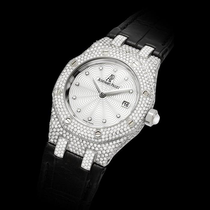 AUDEMARS PIGUET, LADY'S ROYAL OAK, REF. 67605BC CASE NO. F47122 and 0137