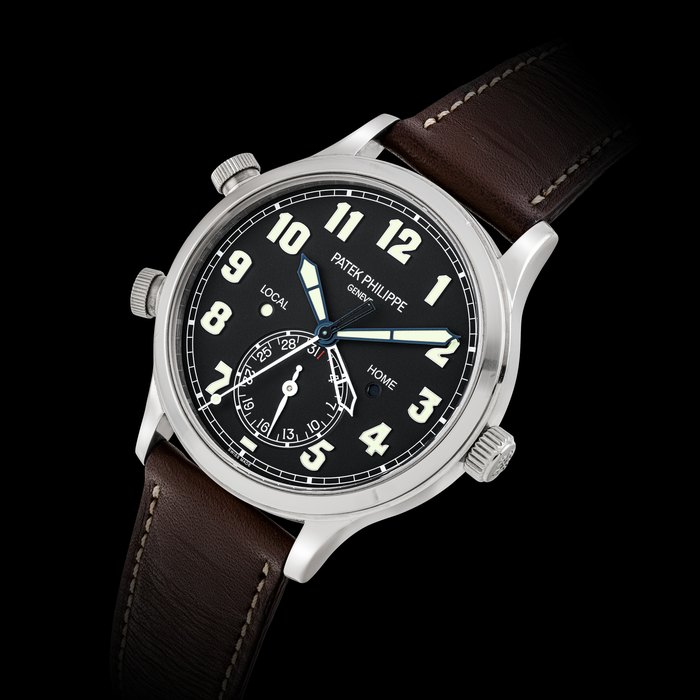 PATEK PHILIPPE, CALATRAVA PILOT TRAVEL TIME, REF. 5524G-001 MOVEMENT NO. 7'129'500, CASE NO. 6'240'212