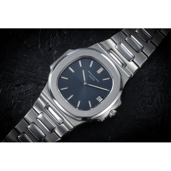 PATEK PHILIPPE, NAUTILUS REF. 3700/1A, A RARE STEEL AUTOMATIC WRISTWATCH MOVEMENT NUMBER: 1’306’203
