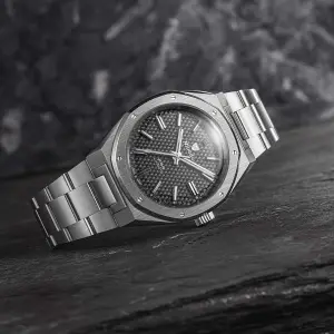 Nivada Grenchen F77 MKII