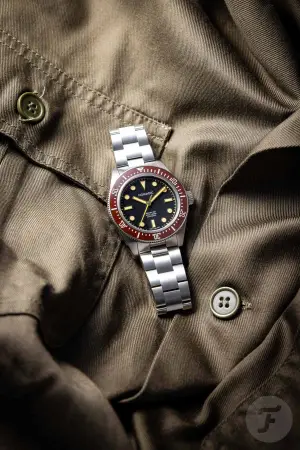 Nomadic Maraí 401 Crimson Dawn