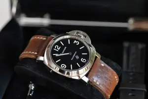 Officine Panerai Luminor Base Logo