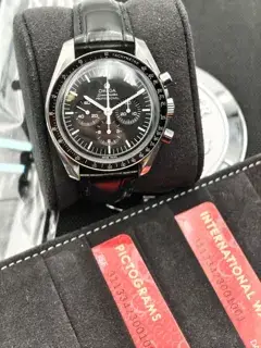 Omega Omega Speedmaster Moonwatch 311.33.42.30.01.001 42mm Stainless steel Black