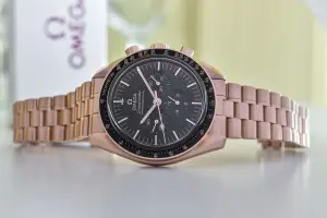 Omega Speedmaster Moonwatch Professional Sedna Gold