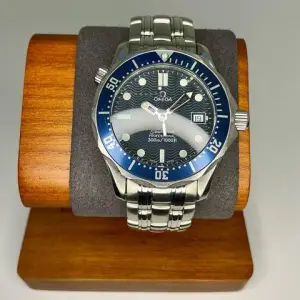 Omega Omega Seamaster Diver 300 MProfessional 300m Mid Size