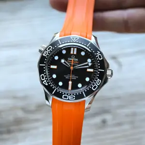 Omega Seamaster Diver 300M No-Date Orange