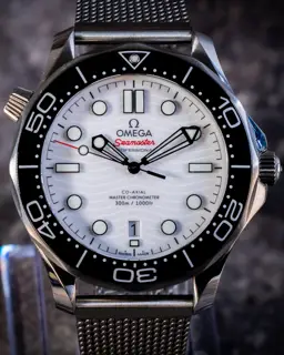 Omega Omega Seamaster Diver 300M 210.30.42.20.04.001 42mm Stainless steel White
