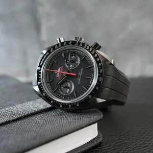 Omega Speedmaster Dark Side of the Moon Dark-Red