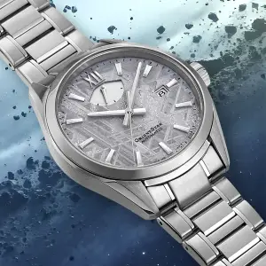 Orient Star M34 F8 Date Meteorite 75th Anniversary