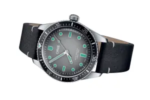 Oris Divers Sixty-Five Glow