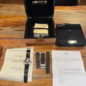 Panerai Panerai Luminor Submersible PAM 00285 47mm Stainless steel Black