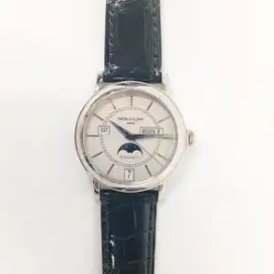 Patek Philippe Patek Philippe Annual Calendar 5150G 36mm White gold White