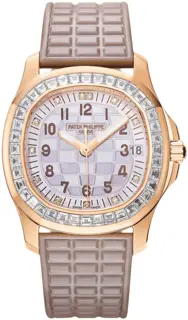 Patek Philippe Patek Philippe Aquanaut 5072R-001 35mm Rose gold White