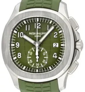 Patek Philippe Patek Philippe Aquanaut 5968G-010 42mm White gold Green