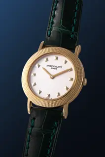 Patek Philippe Patek Philippe Calatrava 4919 26mm 18k yellow gold Silver and Cream
