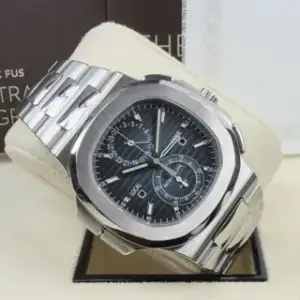 Patek Philippe Patek Philippe Nautilus 5990/1A-011 40mm Stainless steel Blue