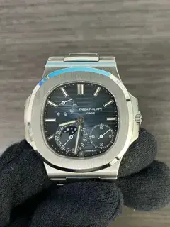 Patek Philippe Patek Philippe Nautilus 5712/1A Stainless steel Blue