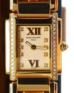Patek Philippe Patek Philippe Twenty~4 4908/11R-011 26.3mm Rose gold White