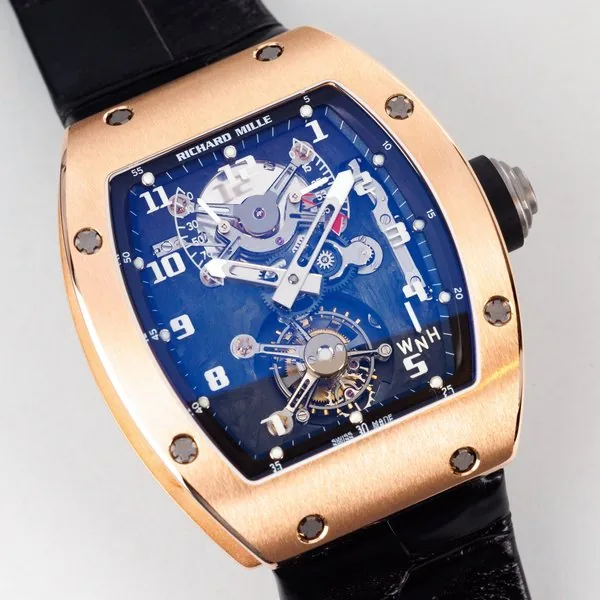Richard Mille RM002, dealer price against auction result