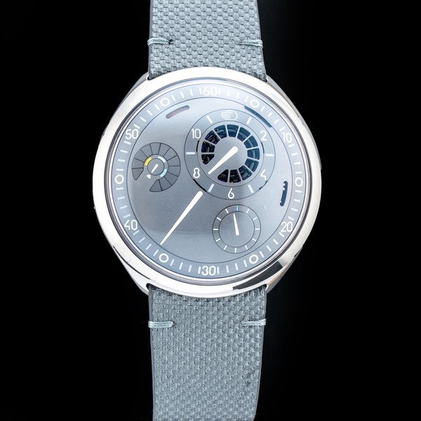 Ressence 210000038210
