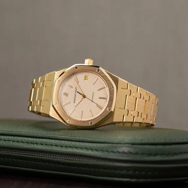 Audemars Piguet 14700BA