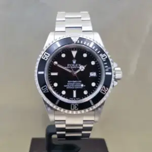 Rolex Rolex Sea-Dweller 16600 40mm Stainless steel Black