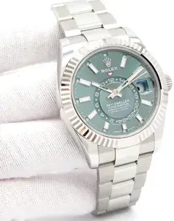 Rolex Rolex Sky-Dweller 336934-0001 42mm Stainless steel Green