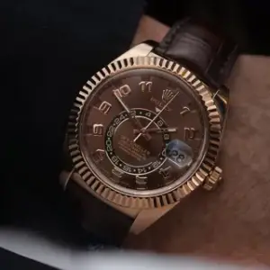 Rolex Rolex Sky-Dweller 326135 42mm Rose gold Brown