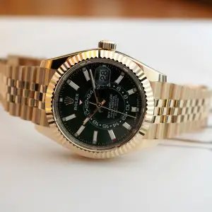 Rolex Oyster Perpetual Sky-Dweller