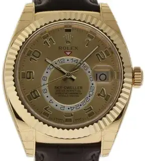 Rolex Rolex Sky-Dweller 326138 42mm Yellow gold Champagne