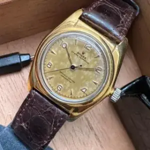 Rolex Rolex Oyster Perpetual 2940 32mm Yellow gold and Gold-plated Champagne