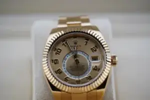 Rolex Rolex Sky-Dweller 326938 42mm Yellow gold Golden