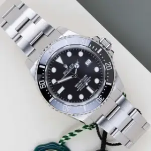 Rolex Rolex Sea-Dweller 116600 40mm Stainless steel Black