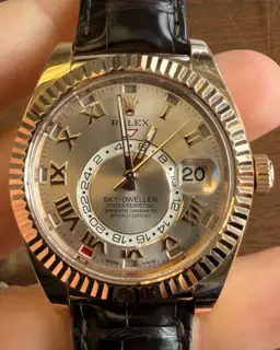 Rolex Rolex Sky-Dweller 326135 42mm Rose gold Silver