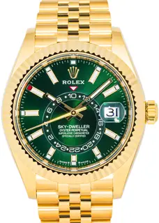 Rolex Rolex Sky-Dweller 336938 42mm Yellow gold Green