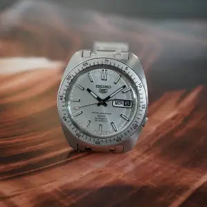 Seiko 5 Sports SRPL91 and SRPL93