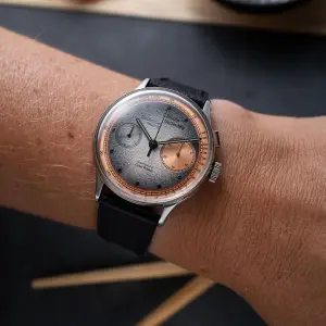 Studio Underd0g Salm0n Monopusher Chronograph