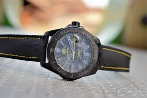 TAG Heuer Carbon Aquaracer Calibre 5 Special Series